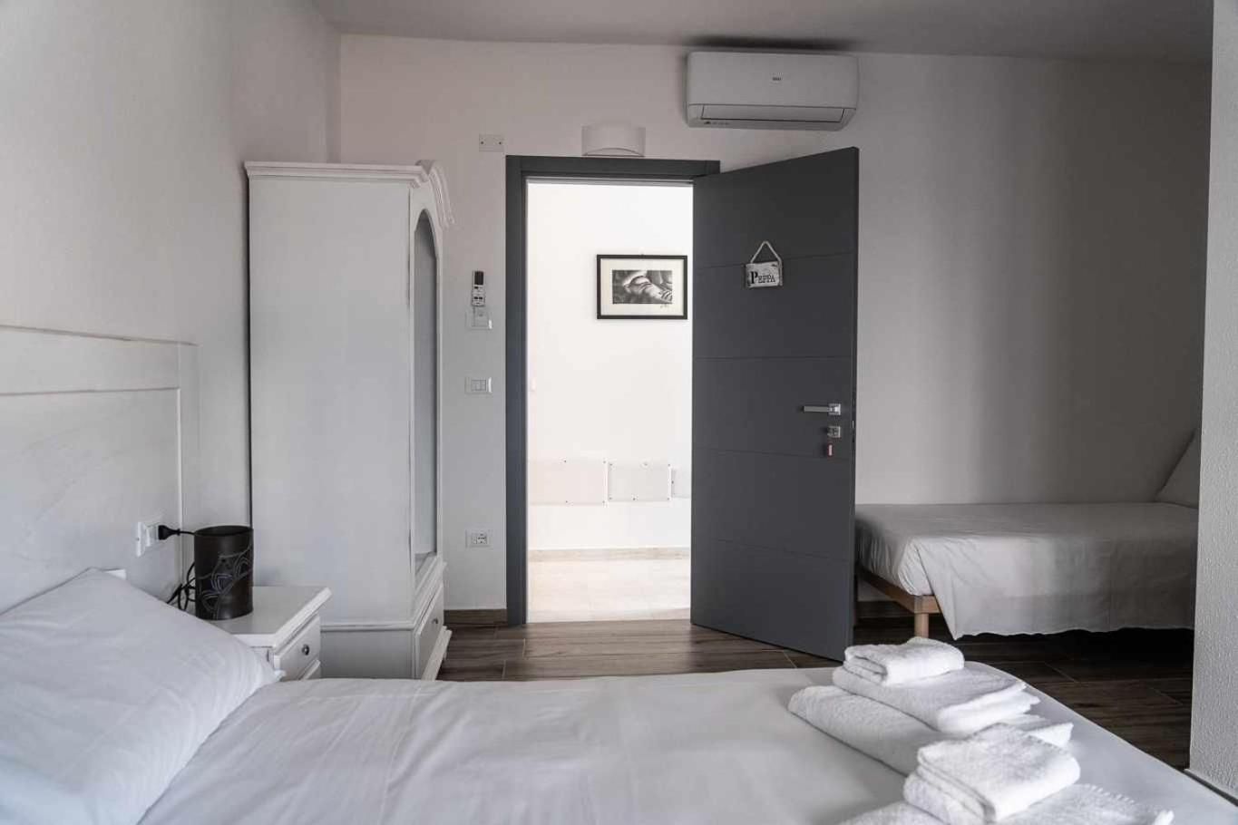 Domo Orise Alloggio In Pieno Centro オロゼーイ 部屋 写真