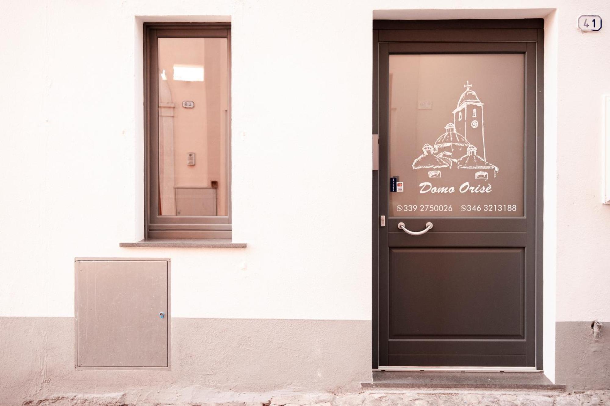 Domo Orise Alloggio In Pieno Centro オロゼーイ エクステリア 写真